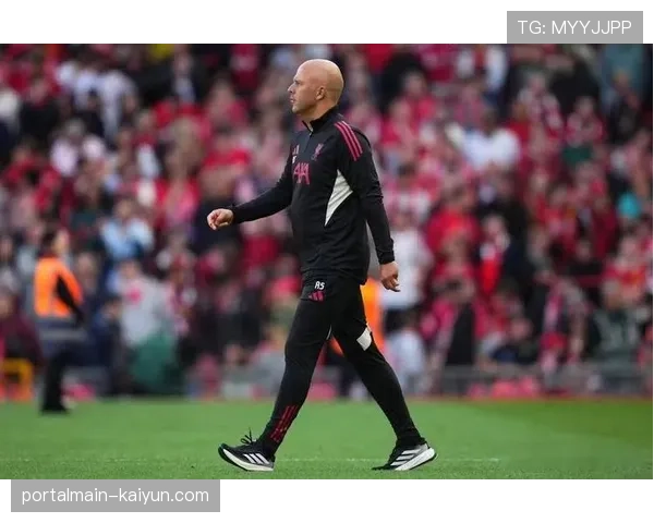 利物浦中场重组进行时 斯洛特坚持直传战术方向明确